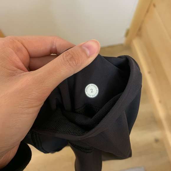 Lululemon Power Thru High Rise 25’ Tights - Picture 6 of 6